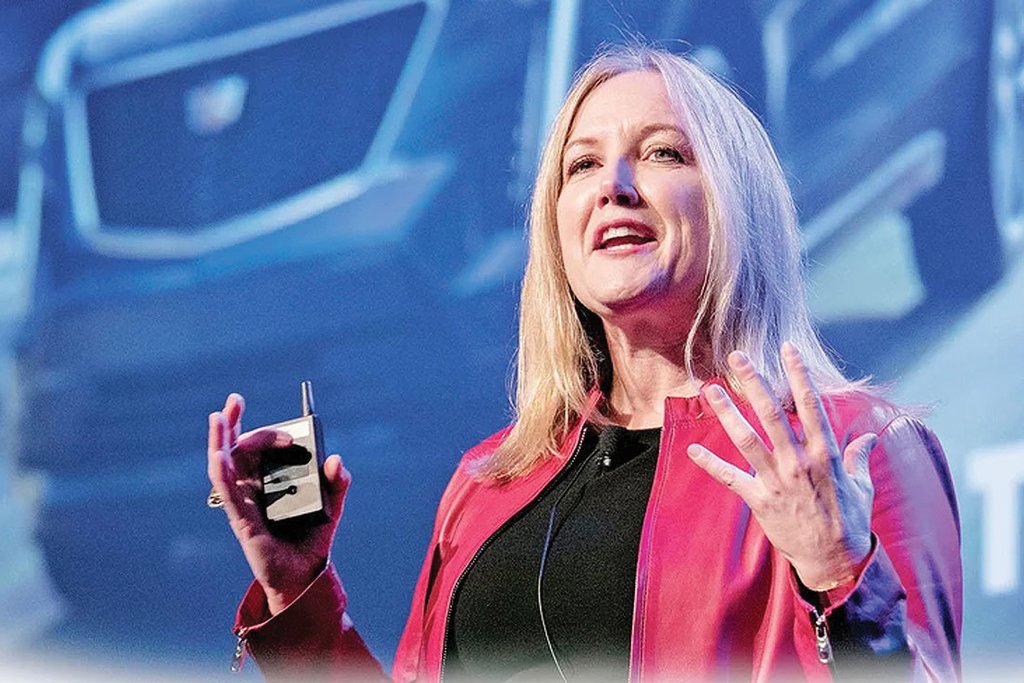 GM Deborah Wahl